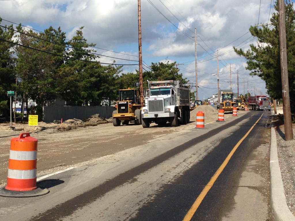 A single, narrow lane on Route 35 south, just north of Used to Be's bar. (Photo: Daniel Nee)