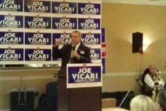 Joe Vicari addresses an OCGOP rally Monday night. (Photo: Vicari Campaign)