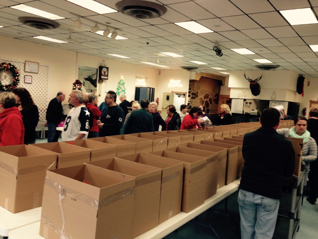 Brick Elks Lodge 2151 donates food, toys to local needy families for Christmas. (Photo: Brick Elks)