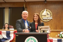 New council president Paul Mummolo thanks his predecessor, Susan Lydecker. (Photo: Daniel Nee)