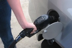Pumping gas. (Credit: futureatlas.com/Flickr)