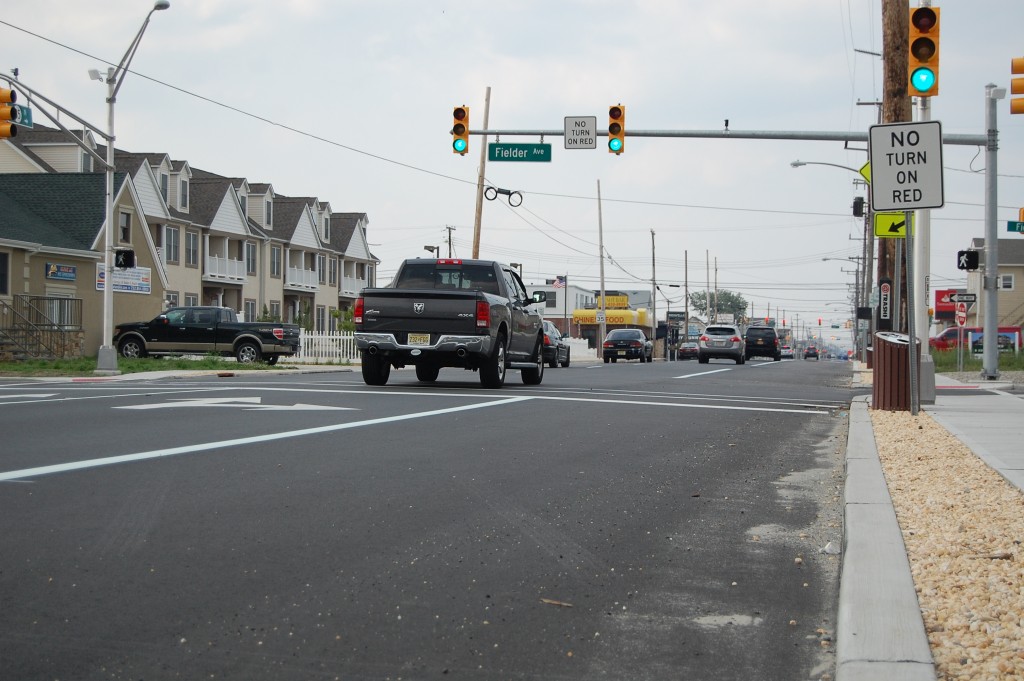 Route 35 in Toms River's Ortley Beach section. (Photo: Daniel Nee)