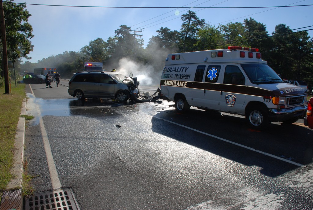 A minivan that rear-ended an ambulance in Manchester. (Photo: Manchester PD)