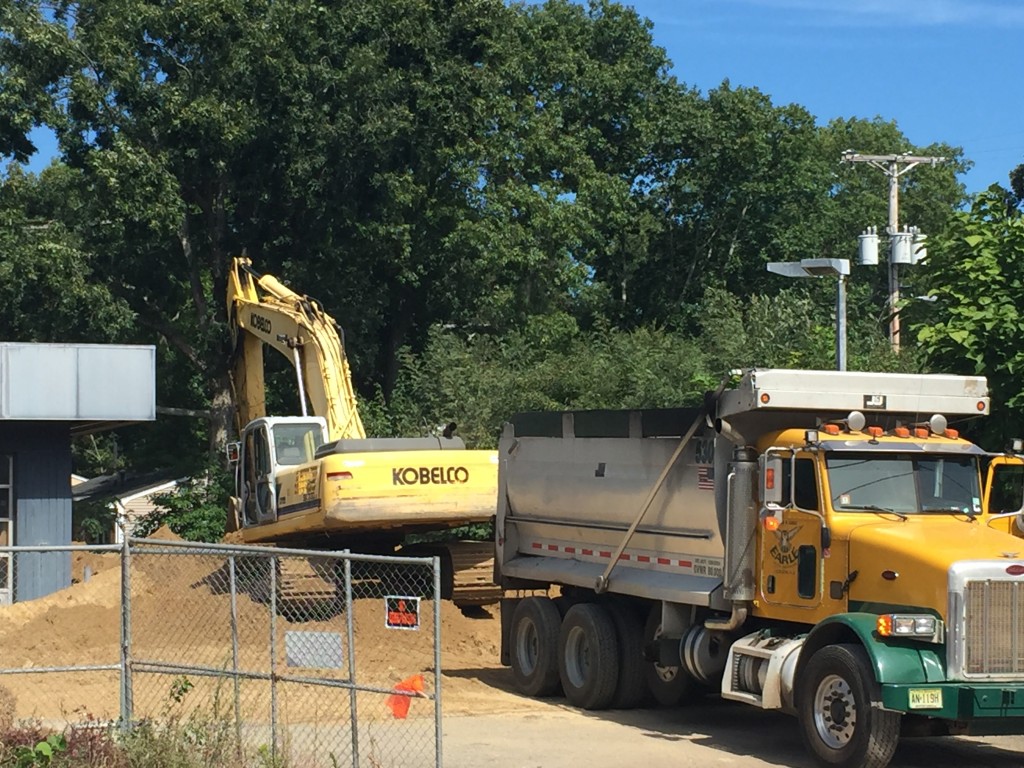 Trucks roll in and out of a former Texaco station on Route 88 in Brick. (Photo: Daniel Nee)
