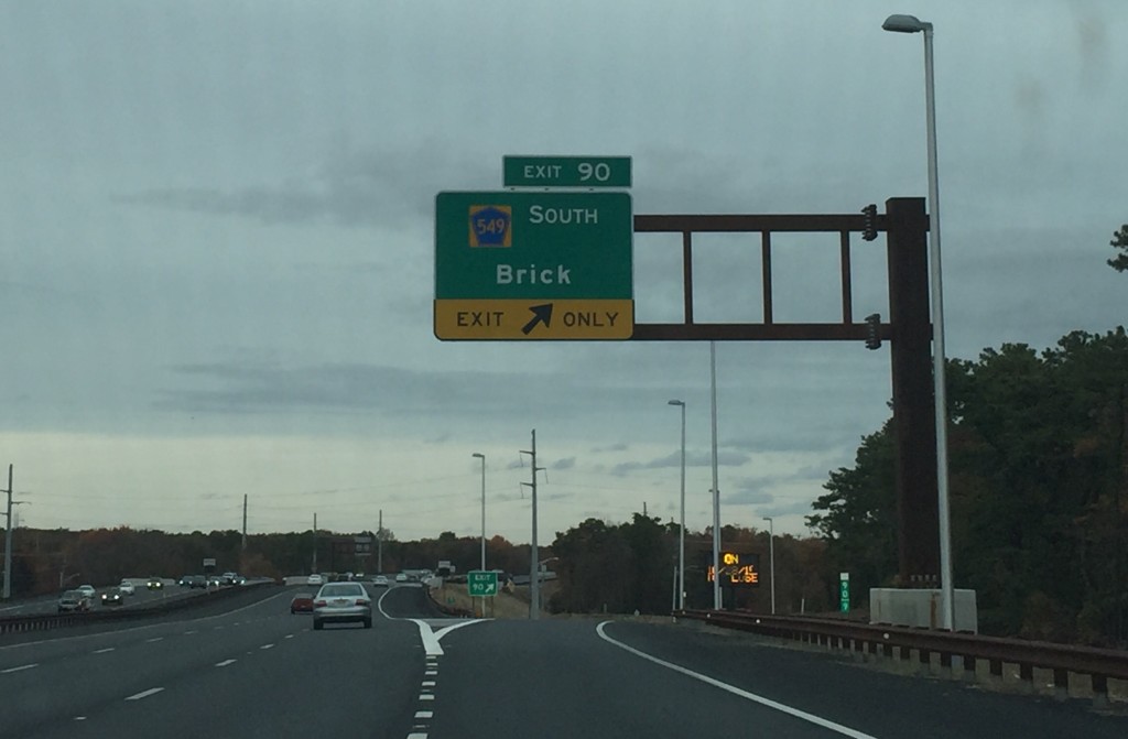 Exit 90, Garden State Parkway (Photo: Daniel Nee)