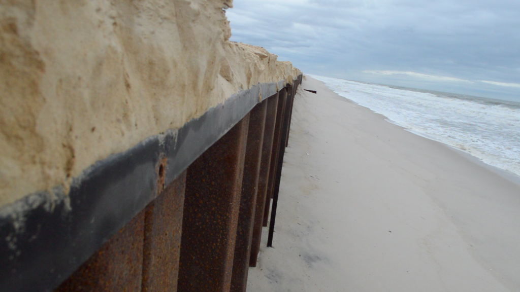 The steel sea wall in Brick Township, exposed after Hermine, Sept. 6, 2016. (Photo: Daniel Nee)