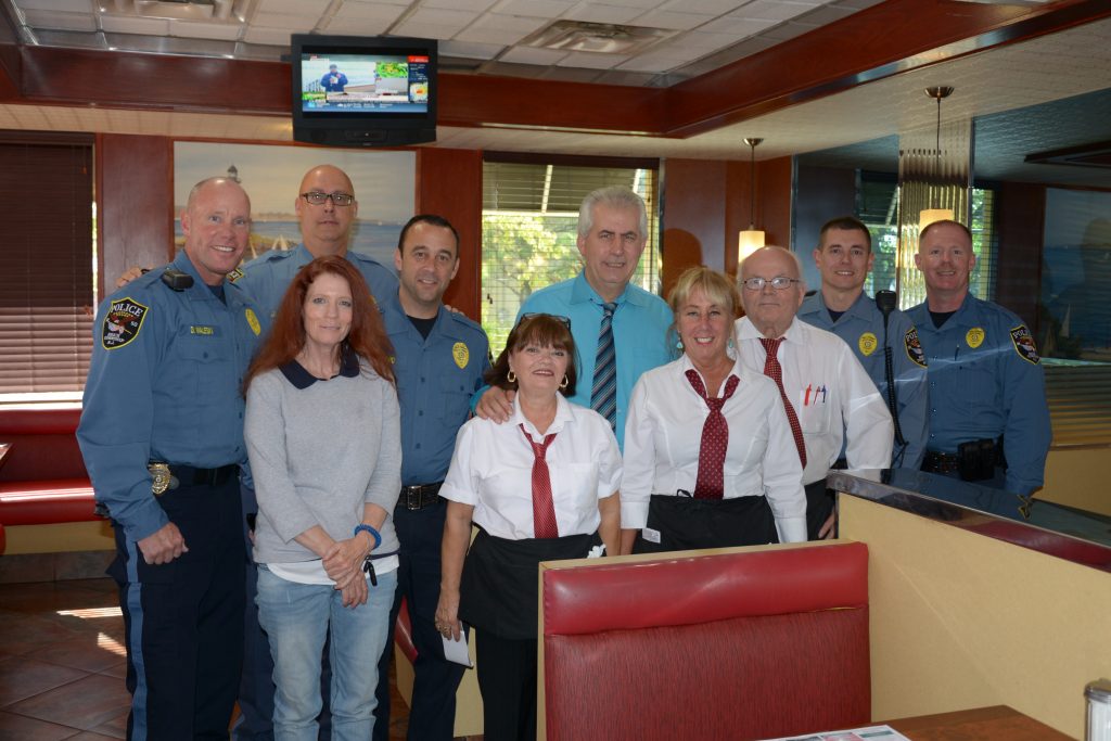 Coffe With a Cop at the Brick Diner, Oct. 2016. (Photo: Brick Twp. Police)
