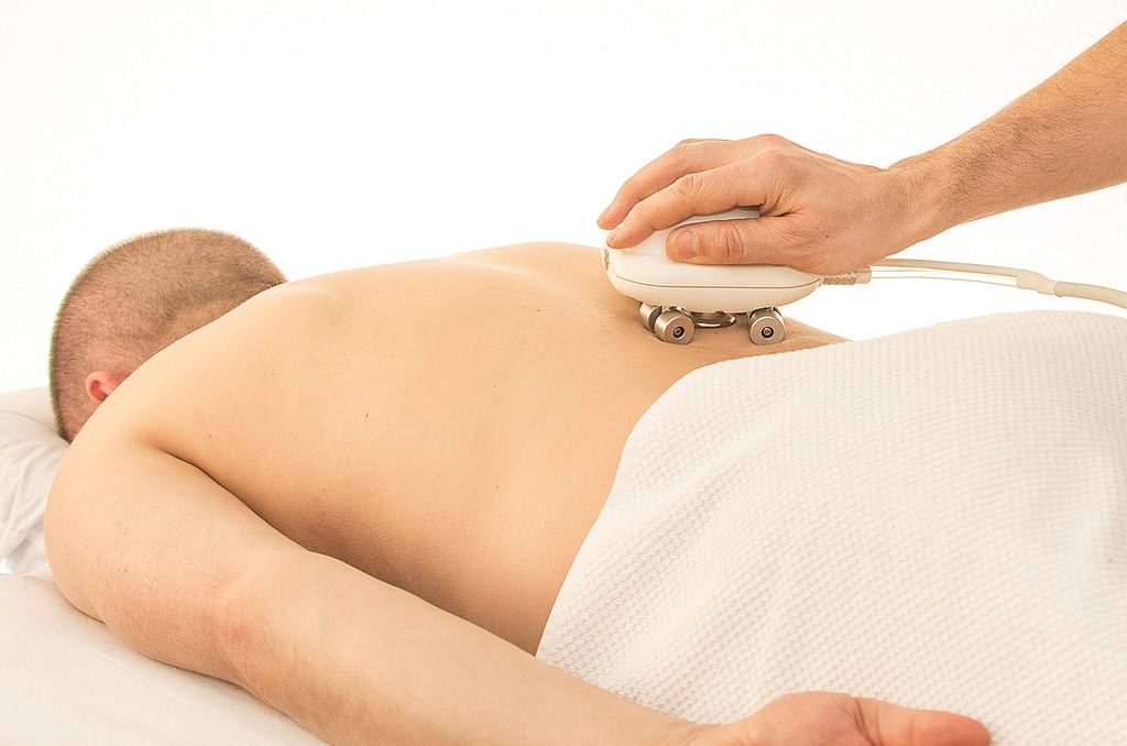 Massage. (Credit: Hamza Butt/Flickr)