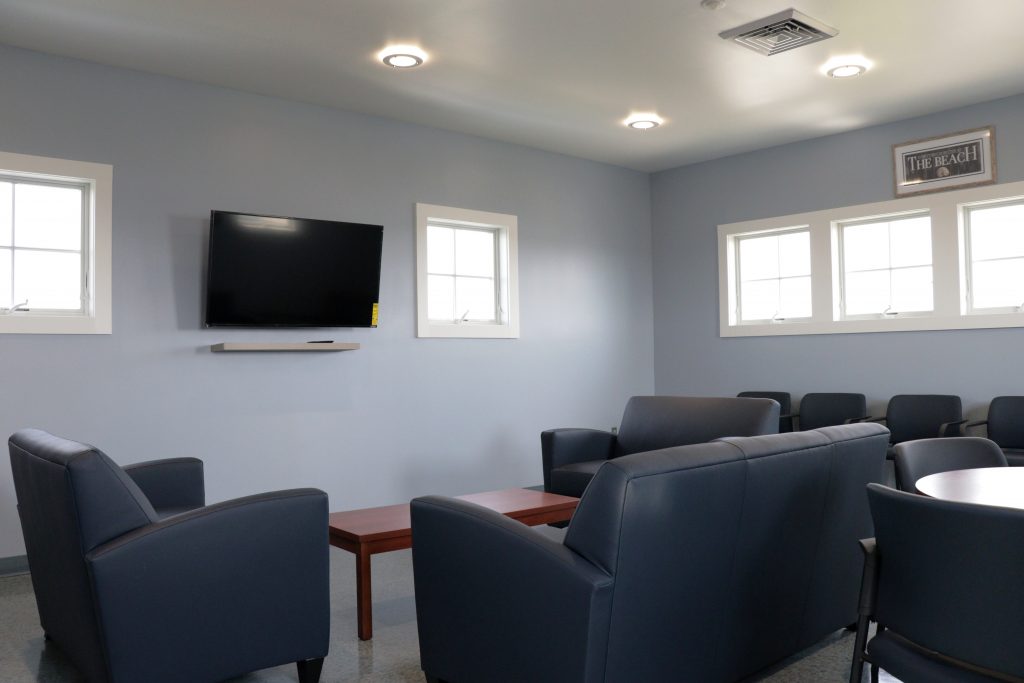 The boaters' lounge at Traders Cove Marina. (Photo: Brick Township)