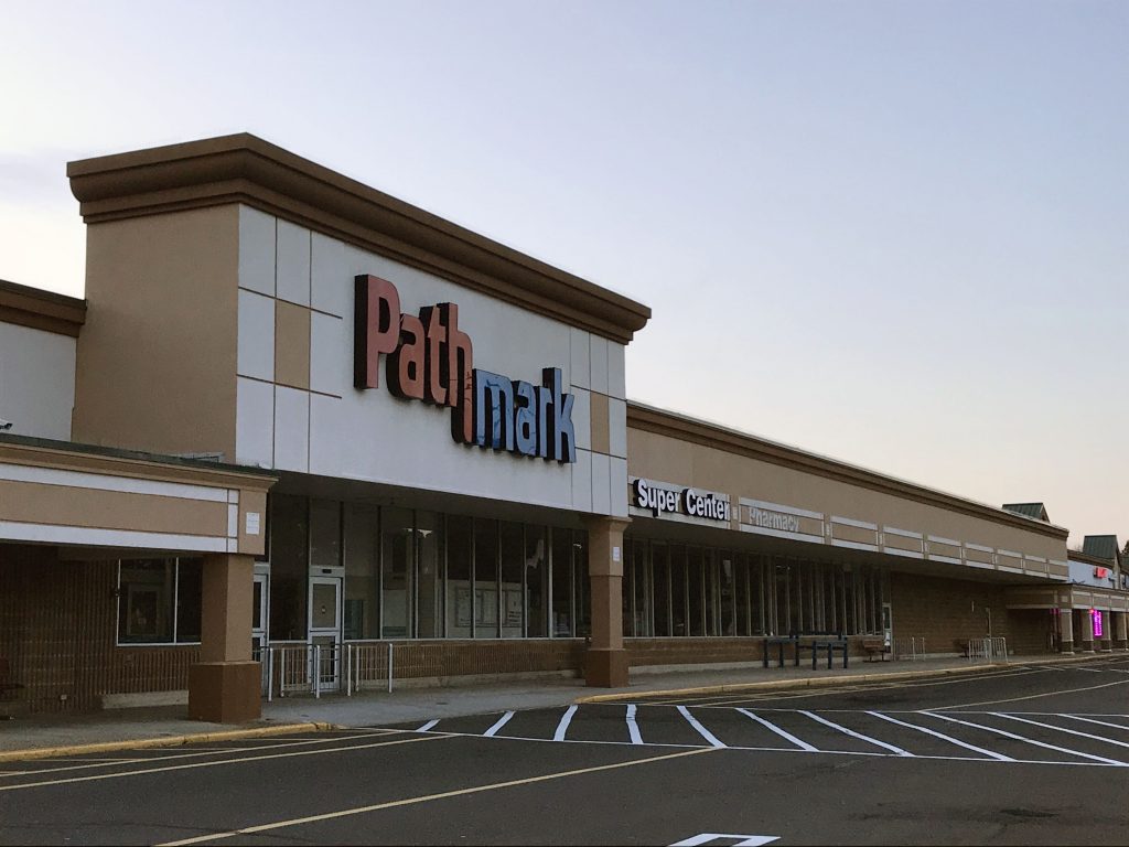 The former Pathmark store in Brick, N.J., Feb. 2018. (Photo: Daniel Nee)