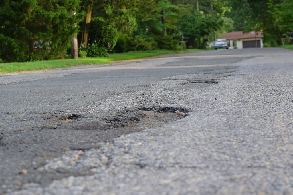 Bluff View Road, Brick (Photo: Daniel Nee)