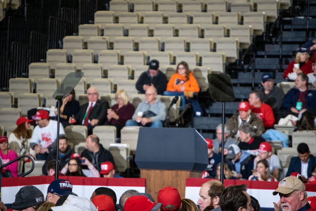 Crowds line up and enter the campaign rally for President Donald Trump, Jan. 28, 2020. (Photo: Daniel Nee/Shorebeat)