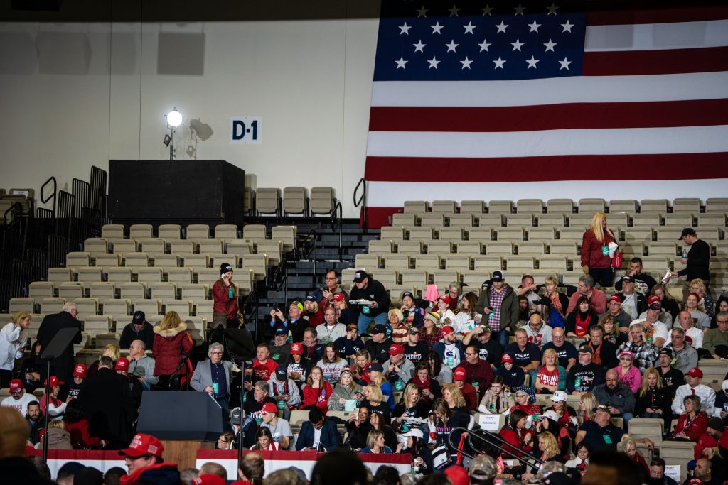 Crowds line up and enter the campaign rally for President Donald Trump, Jan. 28, 2020. (Photo: Daniel Nee/Shorebeat)