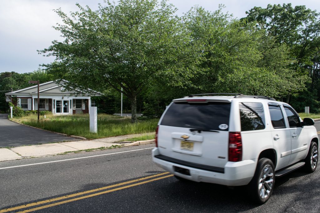 The site of a now-abandoned plan to open a medical marijuana dispensary in Brick at 385 Adamston Road. (Photo: Daniel Nee)