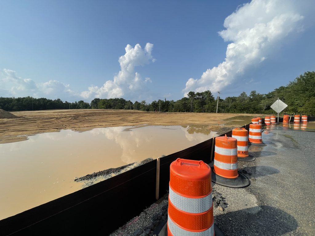 Construction begins at the former Foodtown lot in Brick Township, Aug. 2021. (Photo: Daniel Nee)