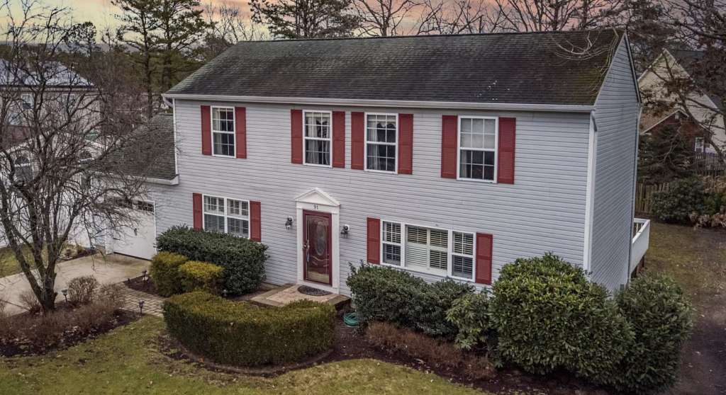 91 Hendrickson Avenue, Brick. (Credit: Zillow/Real Estate Syndication)