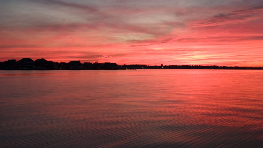 A sunset on Barnegat Bay, Nov. 7, 2021. (Photo: Daniel Nee)
