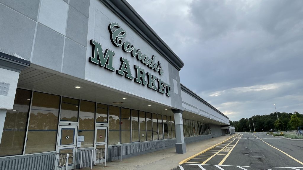 Corrado's Market, Brick, N.J., June 2022. (Photo: Daniel Nee)