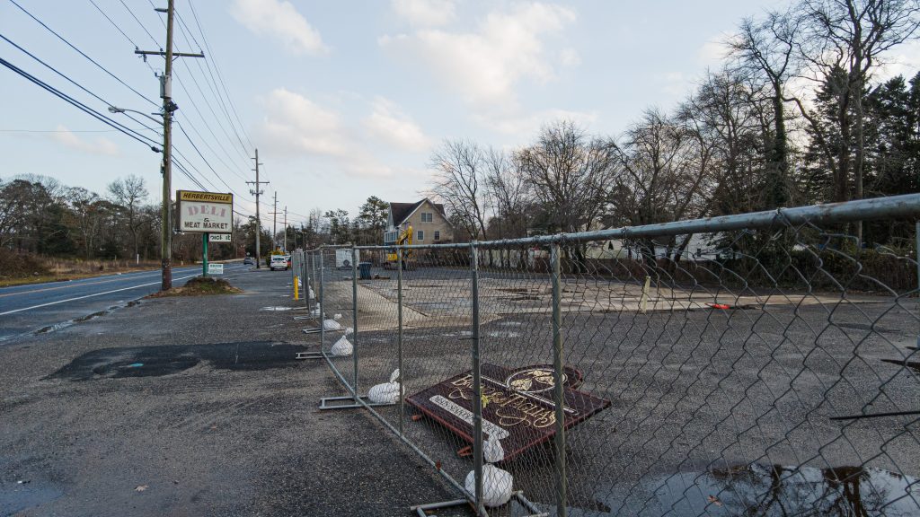 Demolition is complete at the Herbertsville Deli, Brick, N.J., Dec. 23, 2022. (Photo: Daniel Nee)