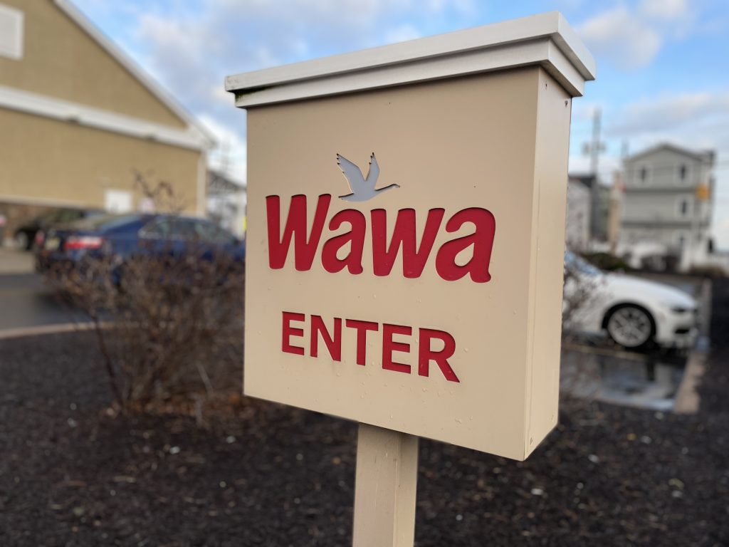 Wawa convenience store and filling station. (Photo: Daniel Nee)