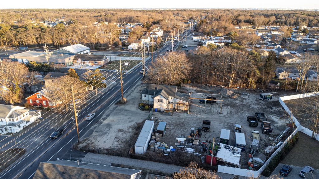 The properties at 305/307 Drum Point Road, proposed for development. (Photo: Daniel Nee)