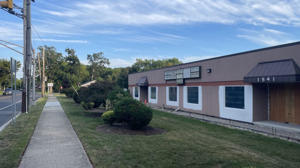 An office building at Route 88 and Jack Martin Boulevard slated to become a dialysis center. (Photo: Daniel Nee)