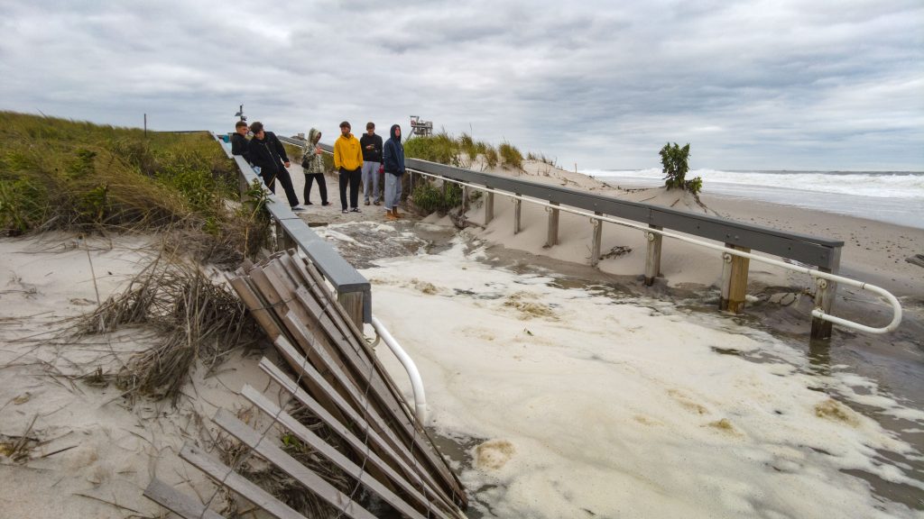 Hurricane Erin brushes by Brick, Aug. 21, 2025. (Photo: Shorebeat)